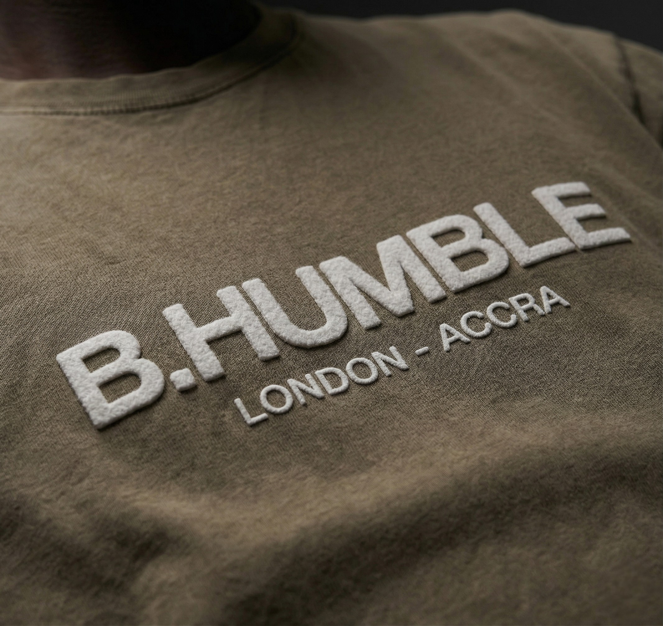 GLOBAL ESSENTIAL T-SHIRT